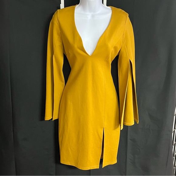 Fashion Nova Dresses & Skirts - Fashion nova’s “ more than enough slit” dress size small